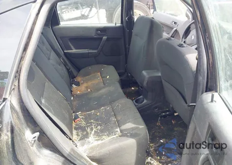 2009 Ford Focus Se from USA, damaged, VIN 1FAHP35N29W269024